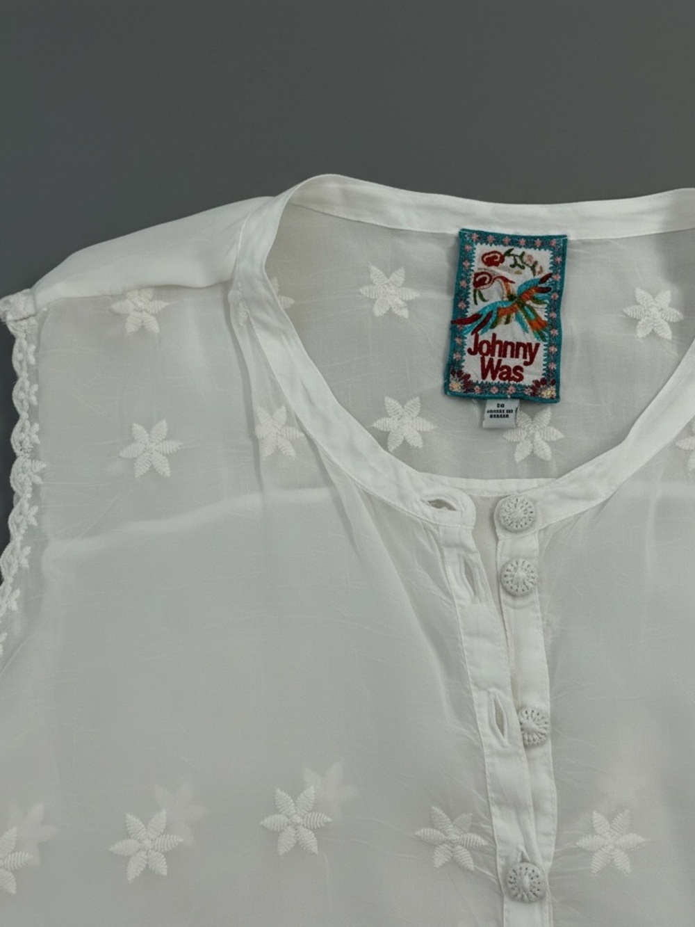 Johnny Was White Sleeveless Embroidered Lace Trim Top - Picture 4 of 5